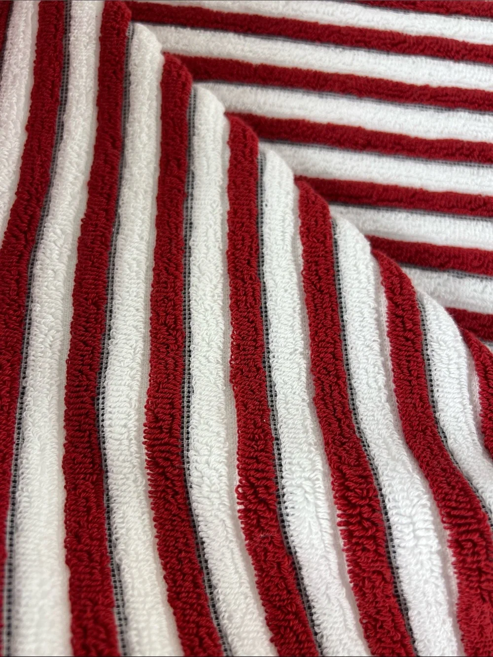Rachel Zoe Bath Towels Reversible Navy, White and Red Striped Cotton 2 Pc NEW